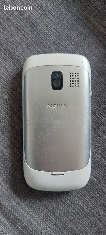 Telephone portable Nokia Asha 302 (image 2)