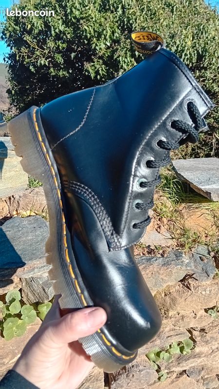 Chaussures Dr. Martens Mukai Pointure 37 (UK 4) - Cuir Multicolore - Plate-forme - Occasion