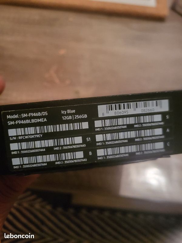 Galaxy Z fold5 256GB (image 3)