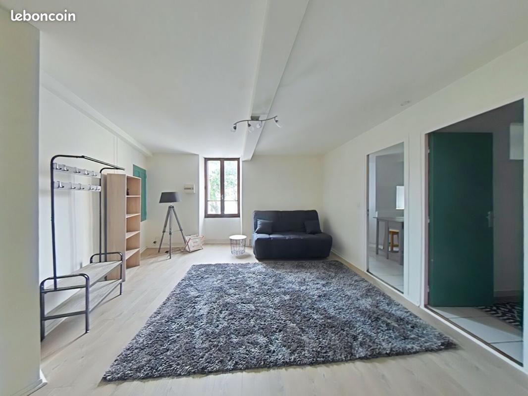 Appartement 1 pièce 33 m² · à Romans-sur-Isère · 33 m² · 438 €