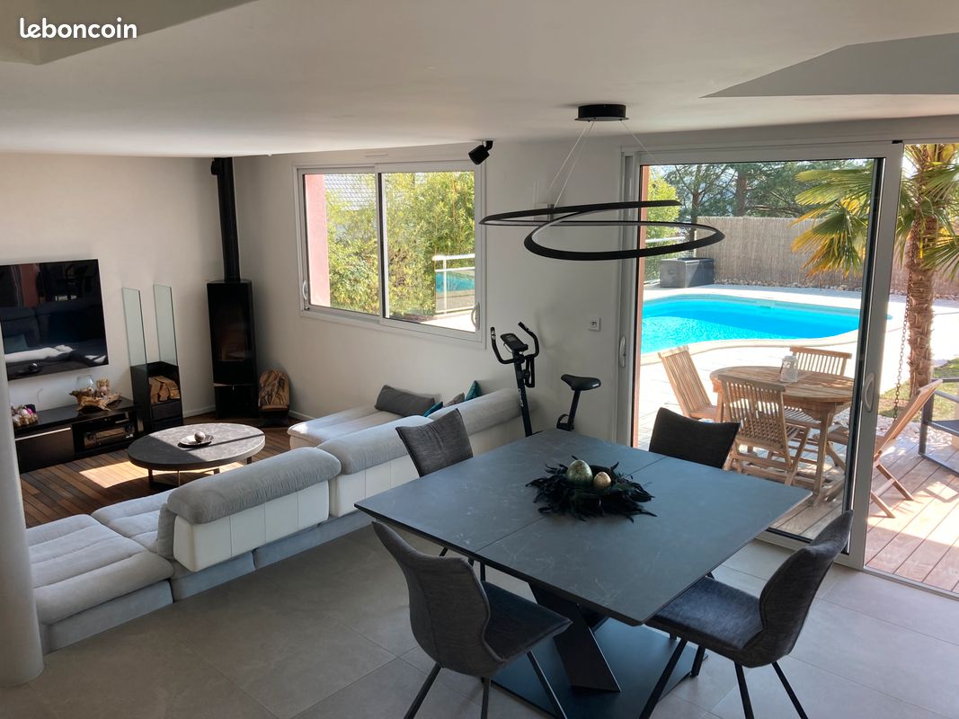 Maison 8 pièces 210 m² · à Truchtersheim · 210 m² · 680 000 €