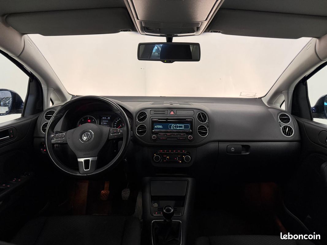 Volkswagen Golf Plus 1.6 TDI 105ch BlueMotion Technology Trendline Garantie 12 Mois Kit Distribution Neuf Climatisation / Radar de Stationnement / Régulateur de Vitesse / Rétroviseurs Rabattables (image 3)