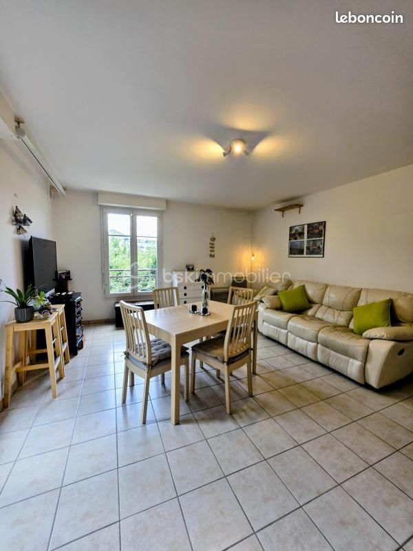 Appartement 4 pièces 74 m² · à Magny-le-Hongre · 74 m² · 335 000 €