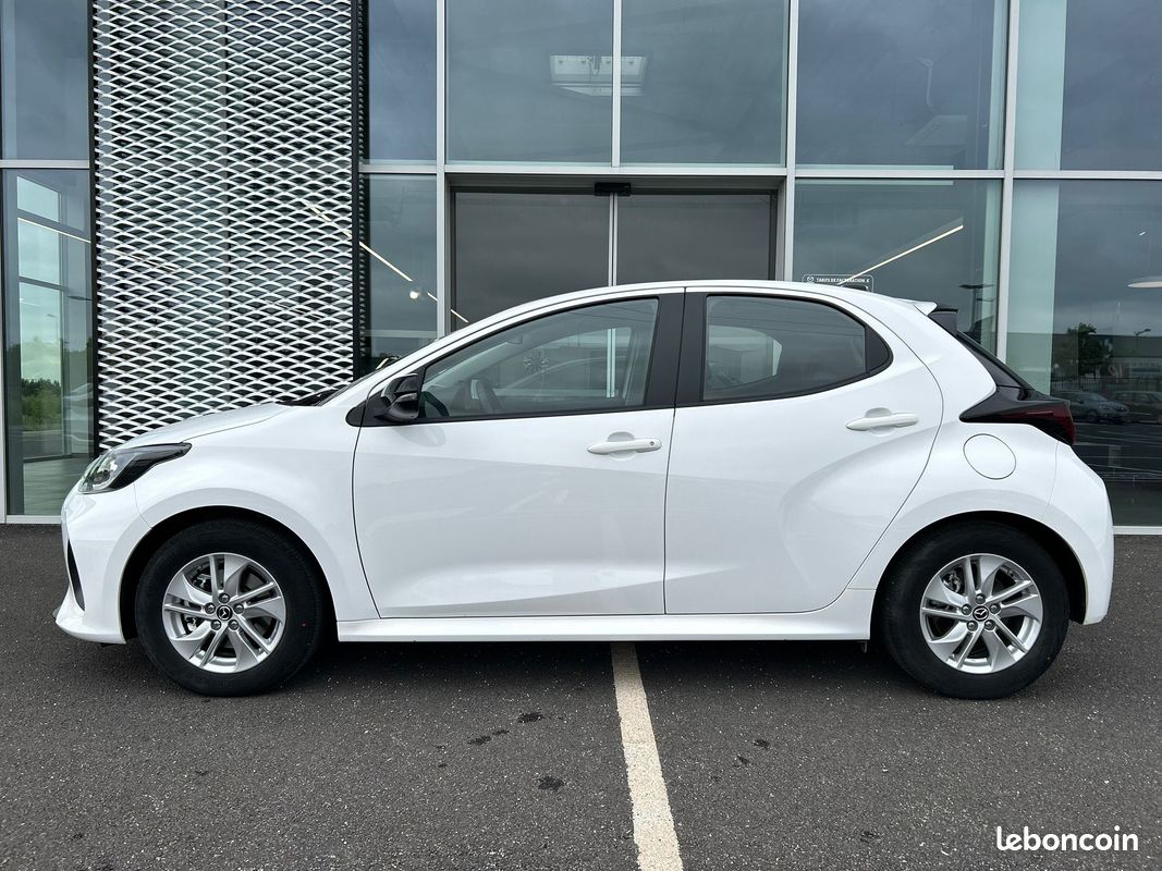 MAZDA Mazda2 Hybrid 1.5L CVT 116 ch Centre-Line (image 2)