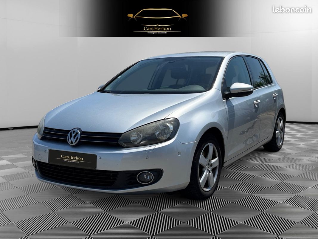 VOLKSWAGEN GOLF 6 1.6 TDi 16v 105cv / Clim auto / Kit distribution ok (image 1)