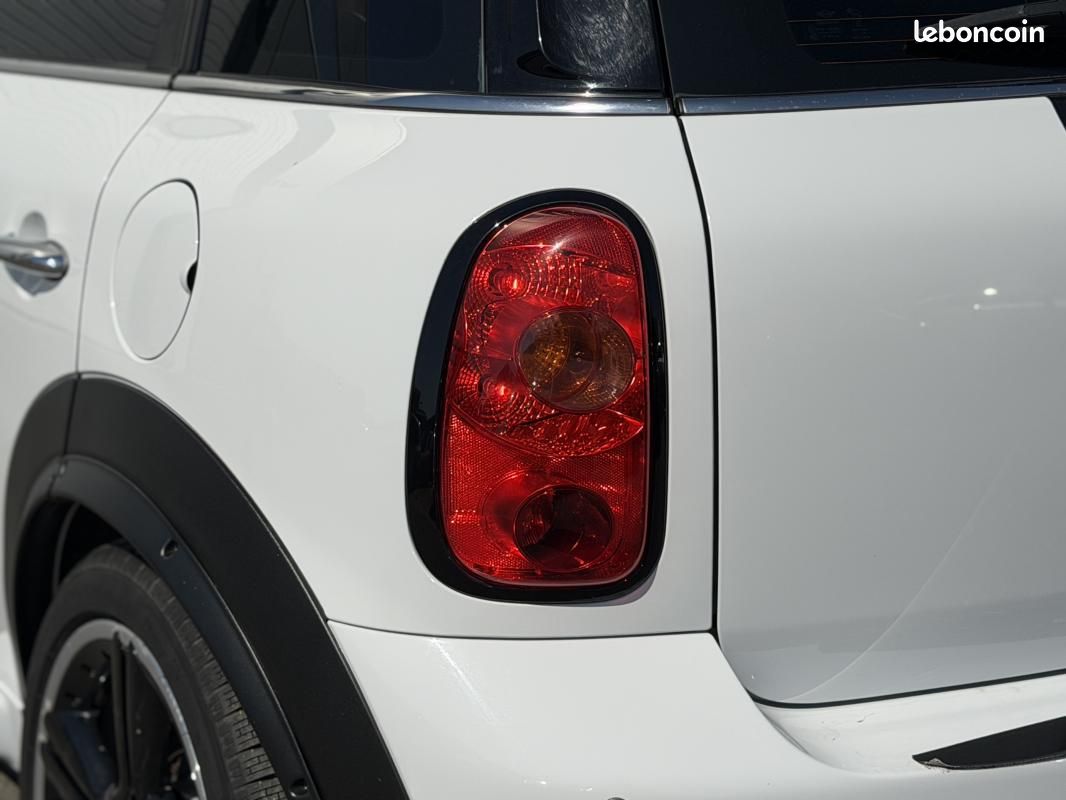 Mini Countryman JOHN COOPER WORKS ALL4 1.6 218 CH BVA6 / SUPERBE ETAT TOIT OUVRANT JCW (image 4)