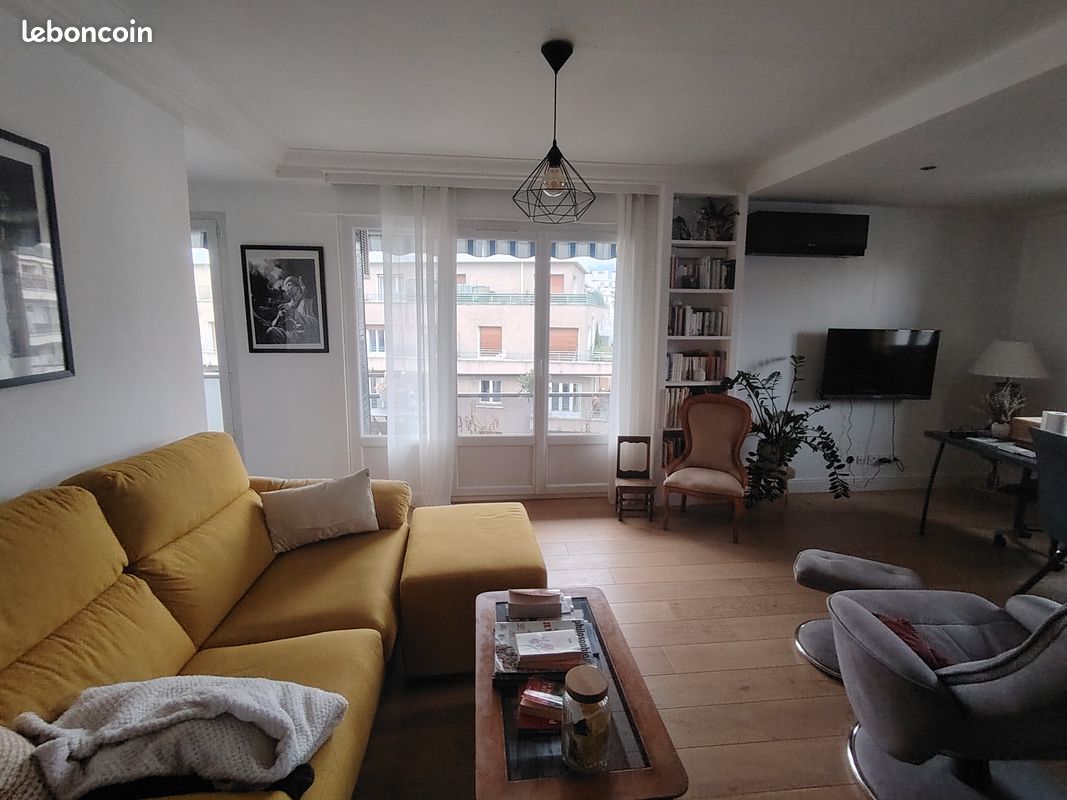 Appartement 4 pièces 72 m² · à Grenoble · 72 m² · 990 €/mois