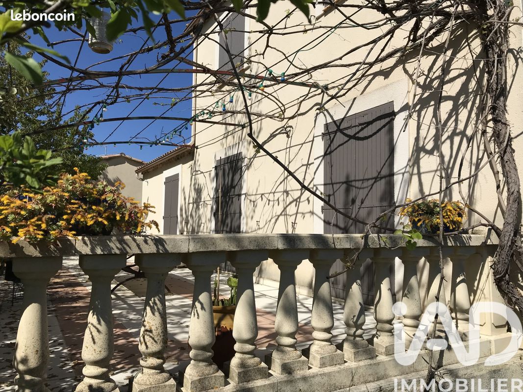Maison 5 pièces 121 m² · à Clarensac · 121 m² · 384 000 €