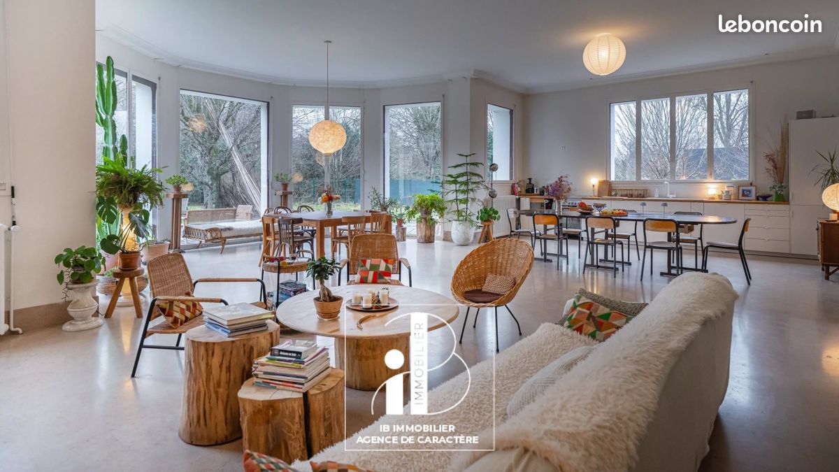 Maison 10 pièces 304 m² · à Barbizon · 304 m² · 1 290 000 €