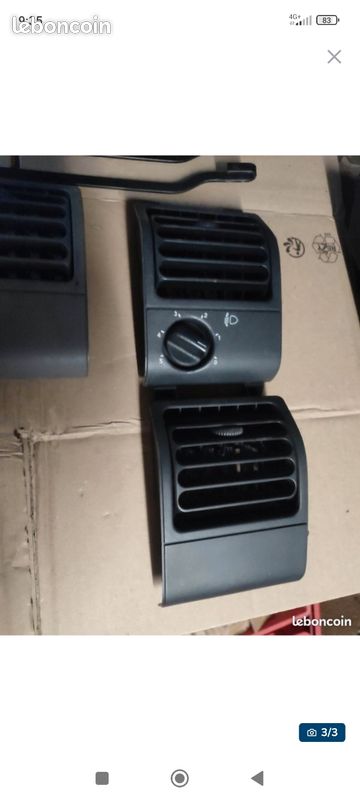 Grille aération petite Peugeot 205 gris bleu noir (image 3)