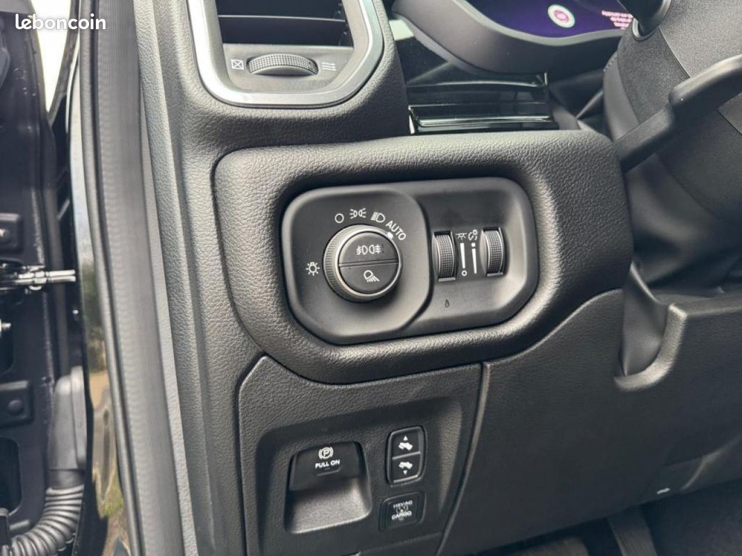 DODGE RAM DODGE 1500 Laramie Night Edition Premium Hurricane AIR 420ch (image 29)
