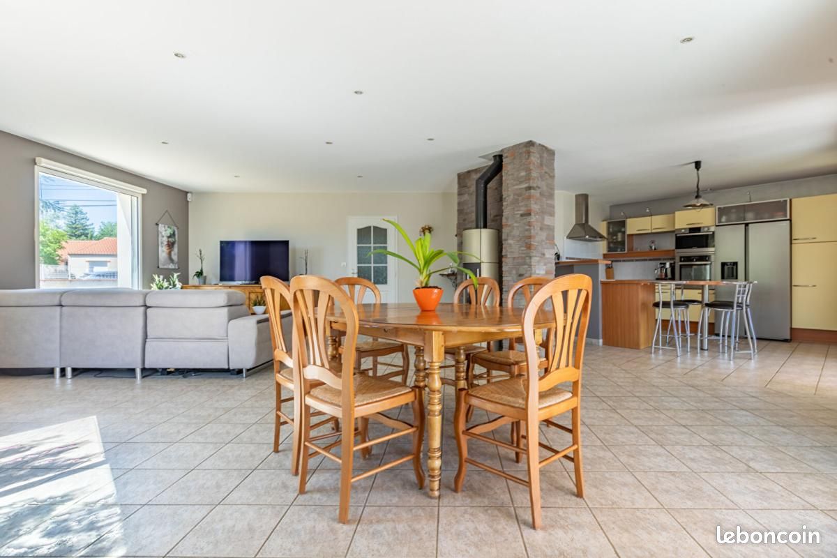 Maison 6 pièces 177 m² · à Mouzillon · 177 m² · 414 750 €