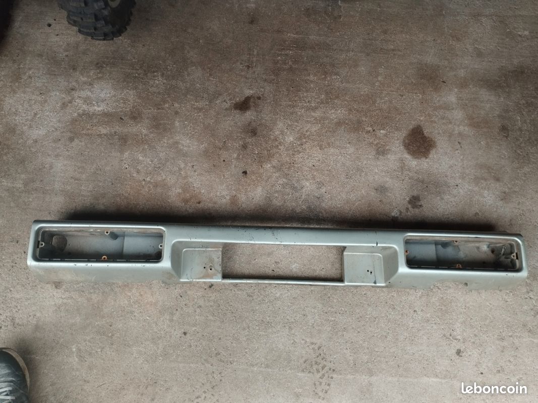 Pare-chocs Arrière Gauche Pour Suzuki Samurai Sierra Long – Protection Robuste Noire