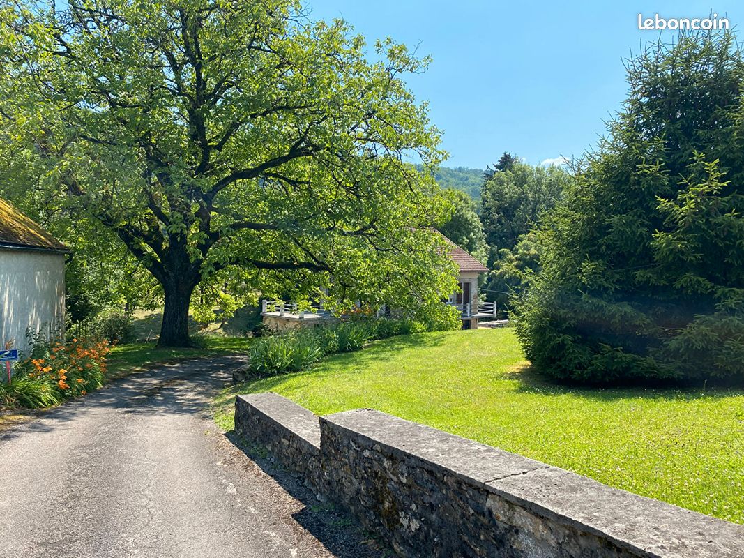 Maison 9 pièces 111 m² · à Arbois · 111 m² · 830 000 €