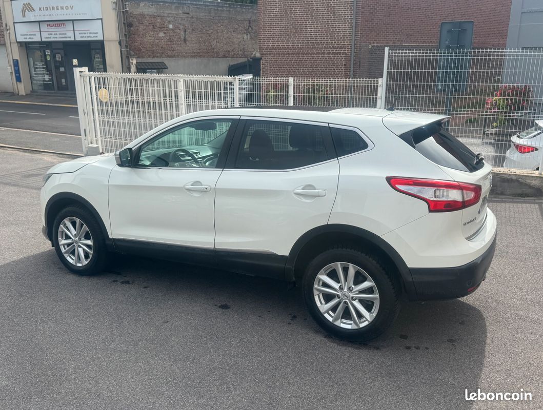 Magnifique Nissan Qashqai II 1,6 DCI 130ch 80000km 03/2014 1ère Main (image 2)