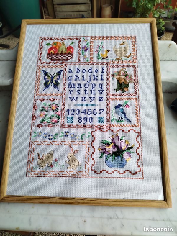 Cadre broderie Abécedaire (image 1)