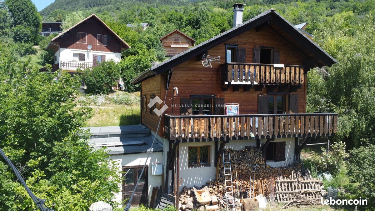 Maison 9 pièces 130 m² · à Montvernier · 130 m² · 329 000 €