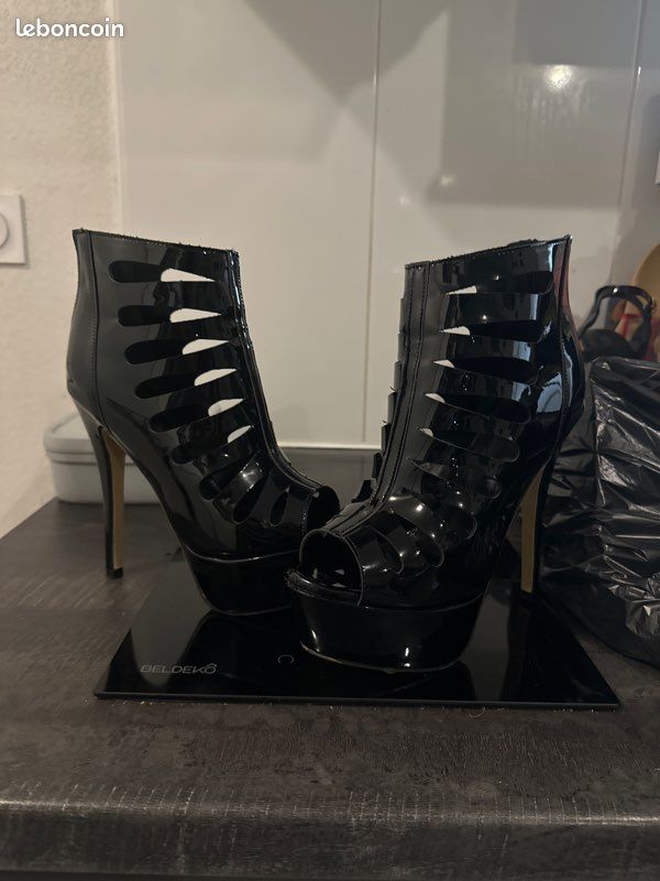 Chaussure très hautes pôle dance taille 40 (image 3)