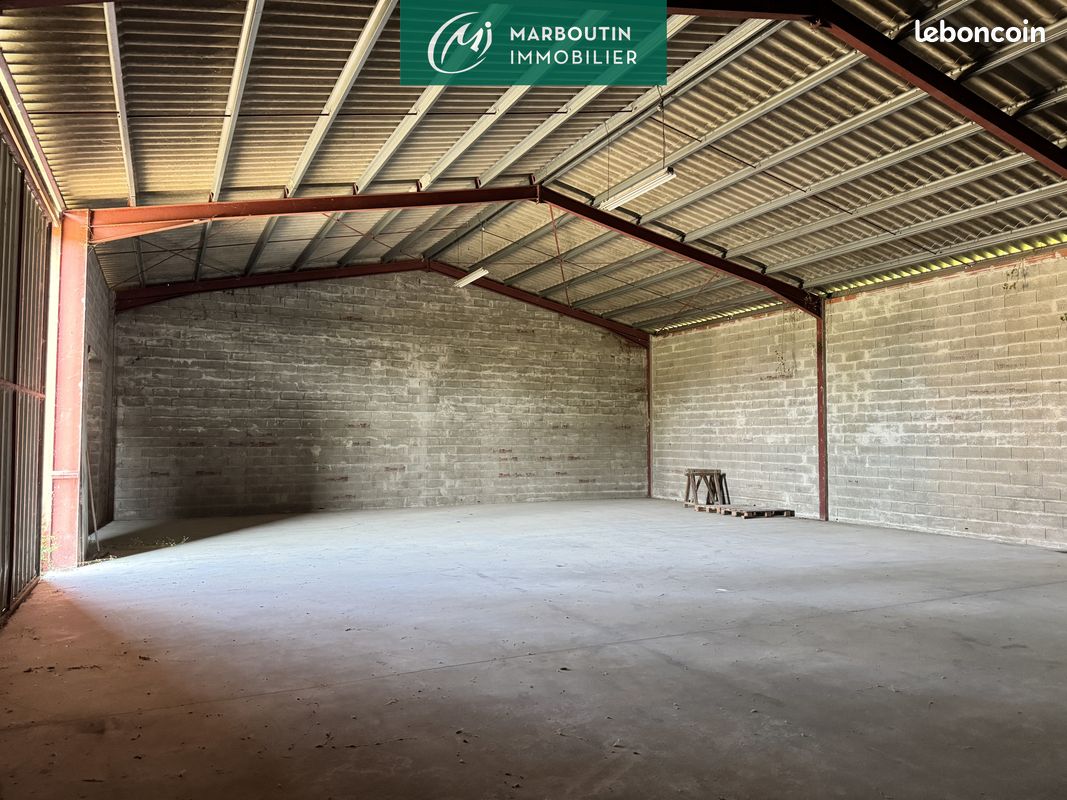Local commercial 240 m² · à Casteljaloux · 240 m² · 65 000 €