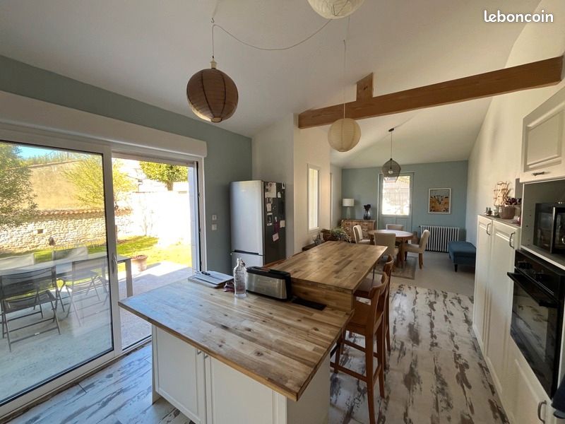 Maison 5 pièces 115 m² · à Saint-Jean-d'Angély · 115 m² · 248 500 €
