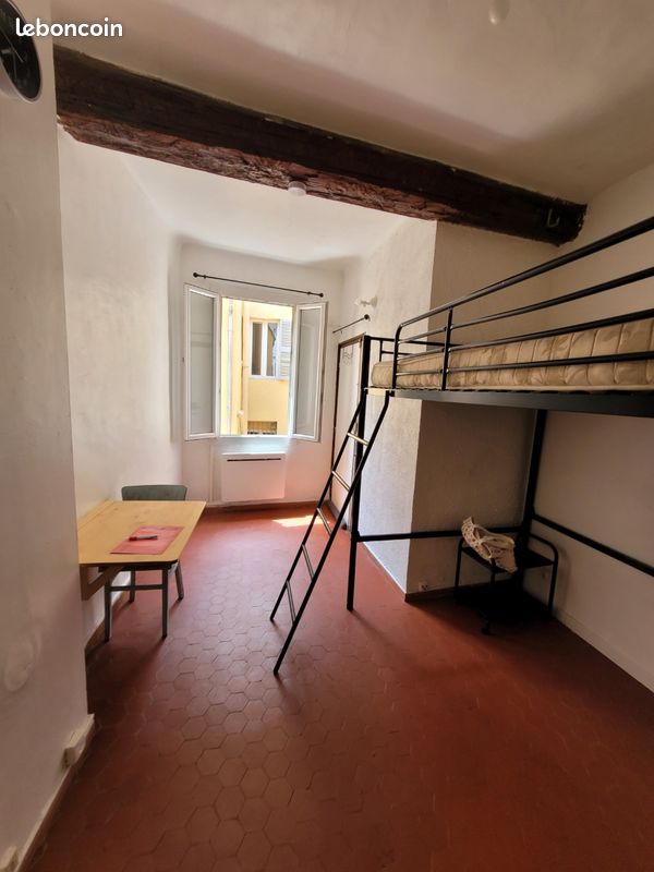 Appartement 1 pièce 16 m² · à Aix-en-Provence · 16 m² · 530 €