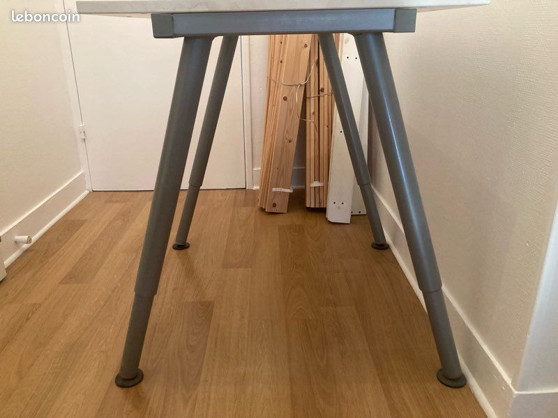 Bureau blanc (image 2)