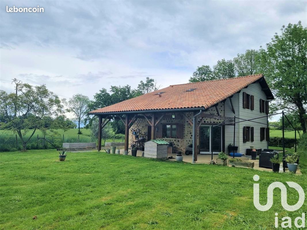 Maison en bois 5 pièces 135 m² - Les Forges 79340 (image principale 11)