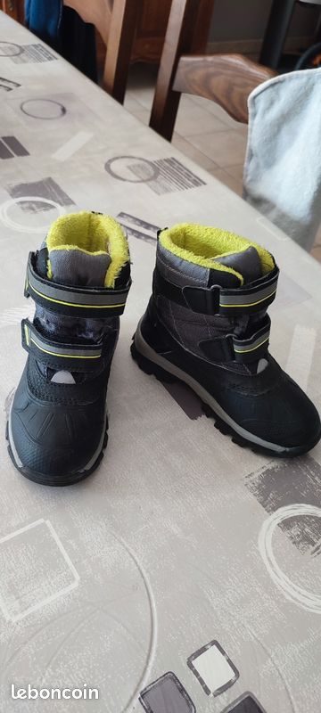 Bottes d'hiver garçon pointure 26 Chaussures
