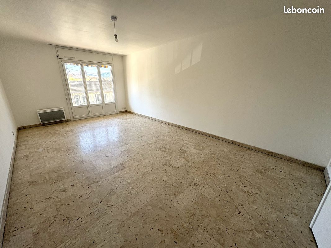 Appartement 3 pièces 84 m² · à Toulon · 84 m² · 149 000 €
