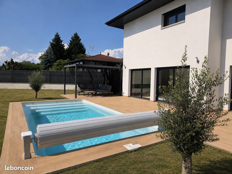 Maison 7 pièces 177 m² · à Cranves-Sales · 177 m² · 945 000 €