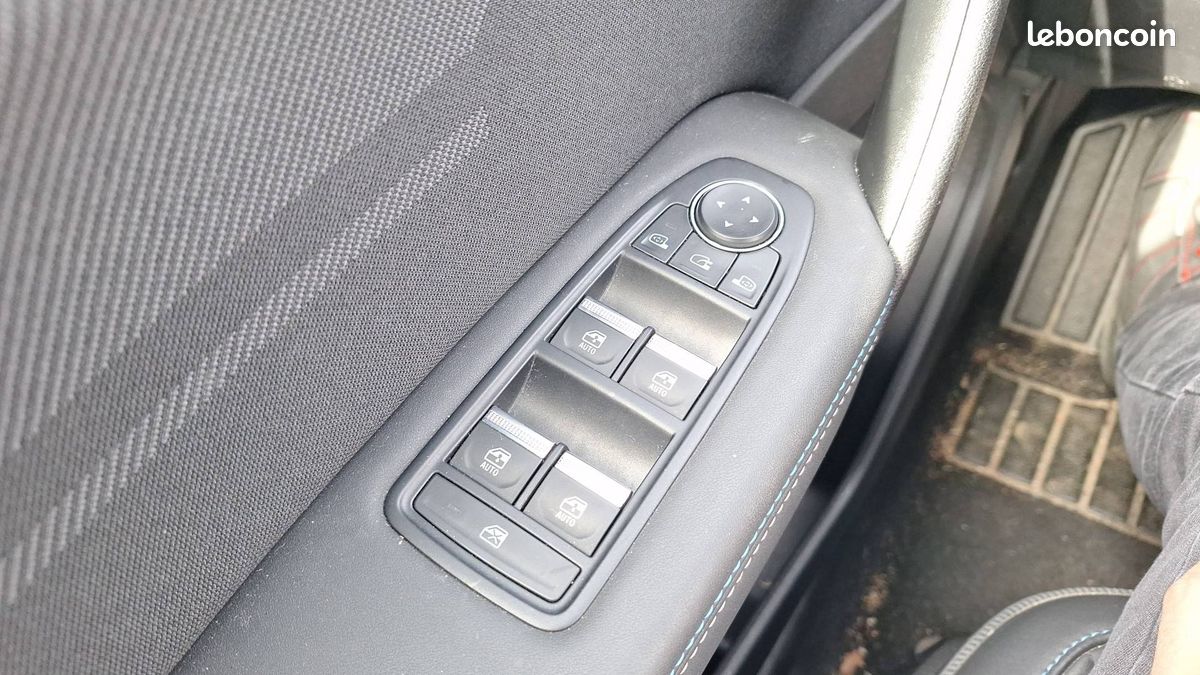 Renault captur mild hybrid 160 edc esprit alpine (image 17)
