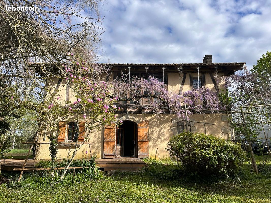 Maison 7 pièces 170 m² · à Tombeboeuf · 170 m² · 210 000 €