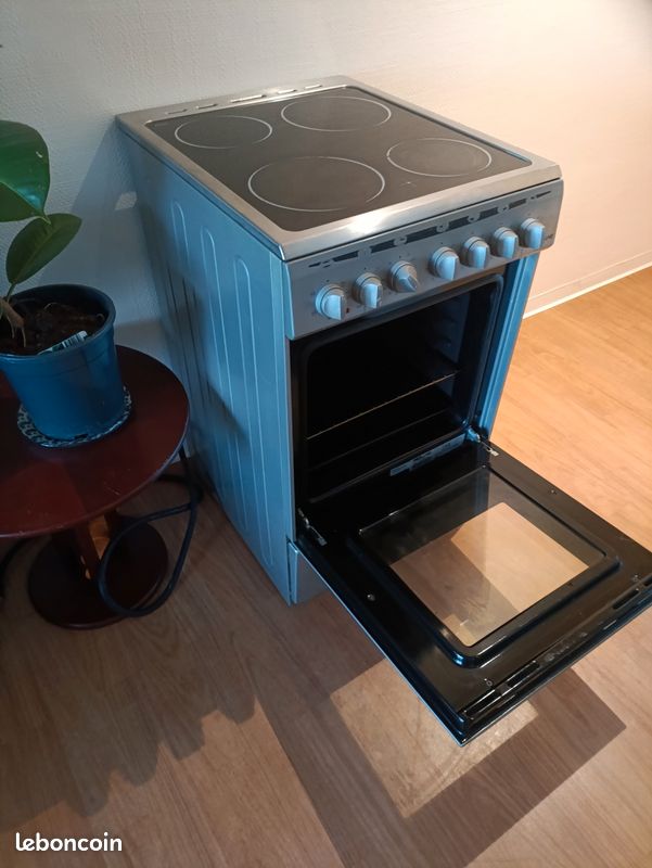 Urgent cuisinière à induction (image 1)