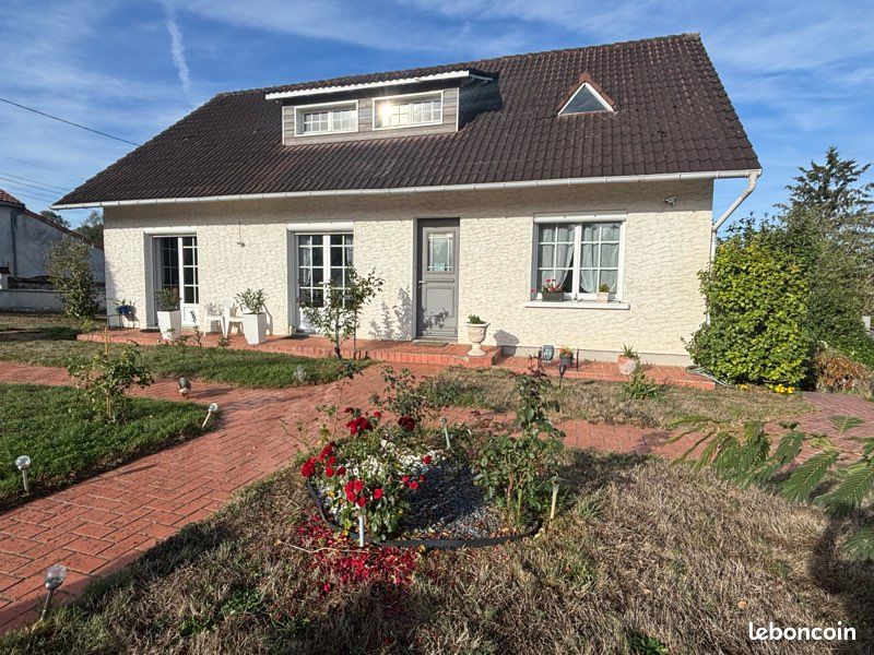 Maison 5 pièces 110 m² · à La Chapelle-Saint-Laurent · 110 m² · 155 900 €