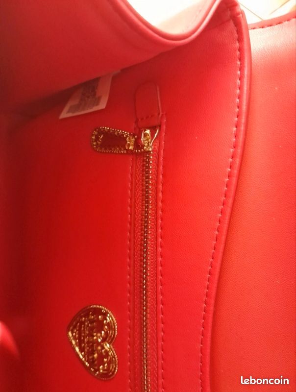 Sac Dolce & Gabbana En Cuir Bordeaux Vintage - Porté épaule - Occasion Très Bon état