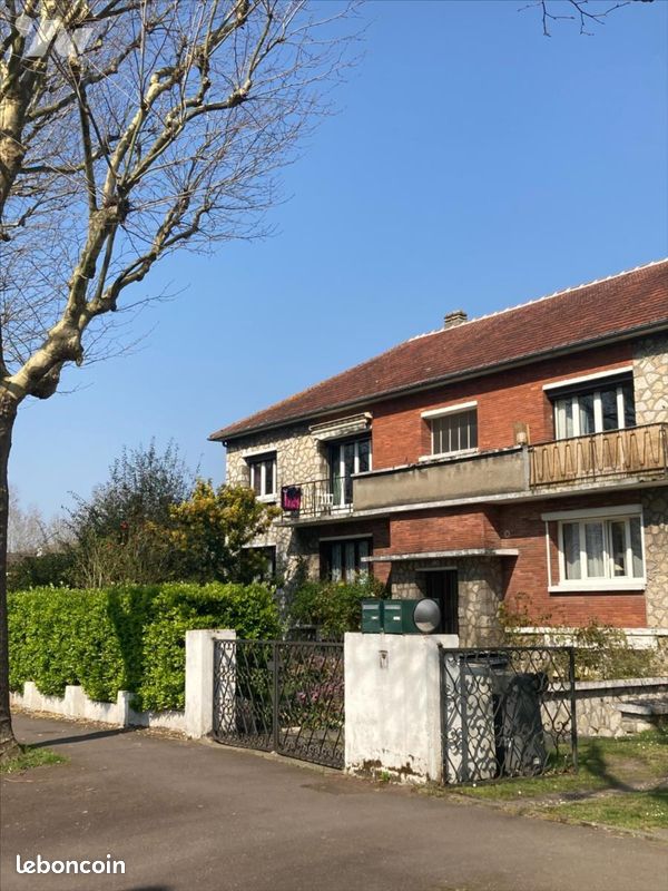 Appartement 4 pièces 64 m² · à Le Grand-Quevilly · 64 m² · 740 €