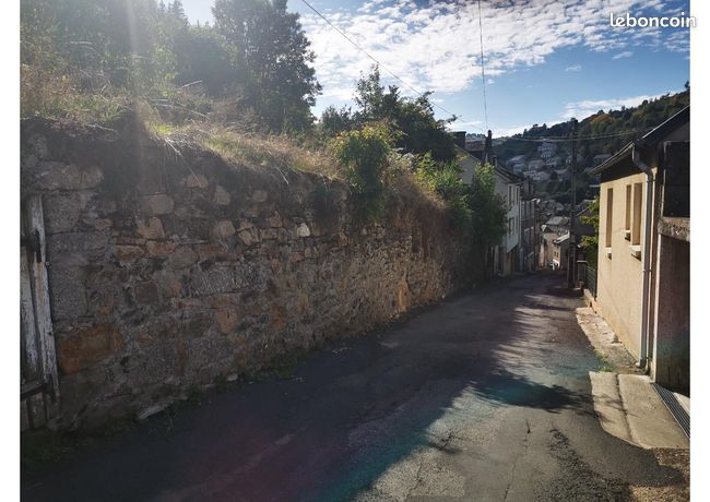Bien agricole 1235 m² Chaudes-Aigues
