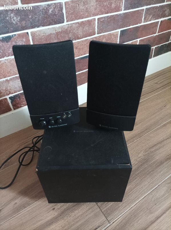 Enceintes ALTEC LANSING BXR1121 (image 1)
