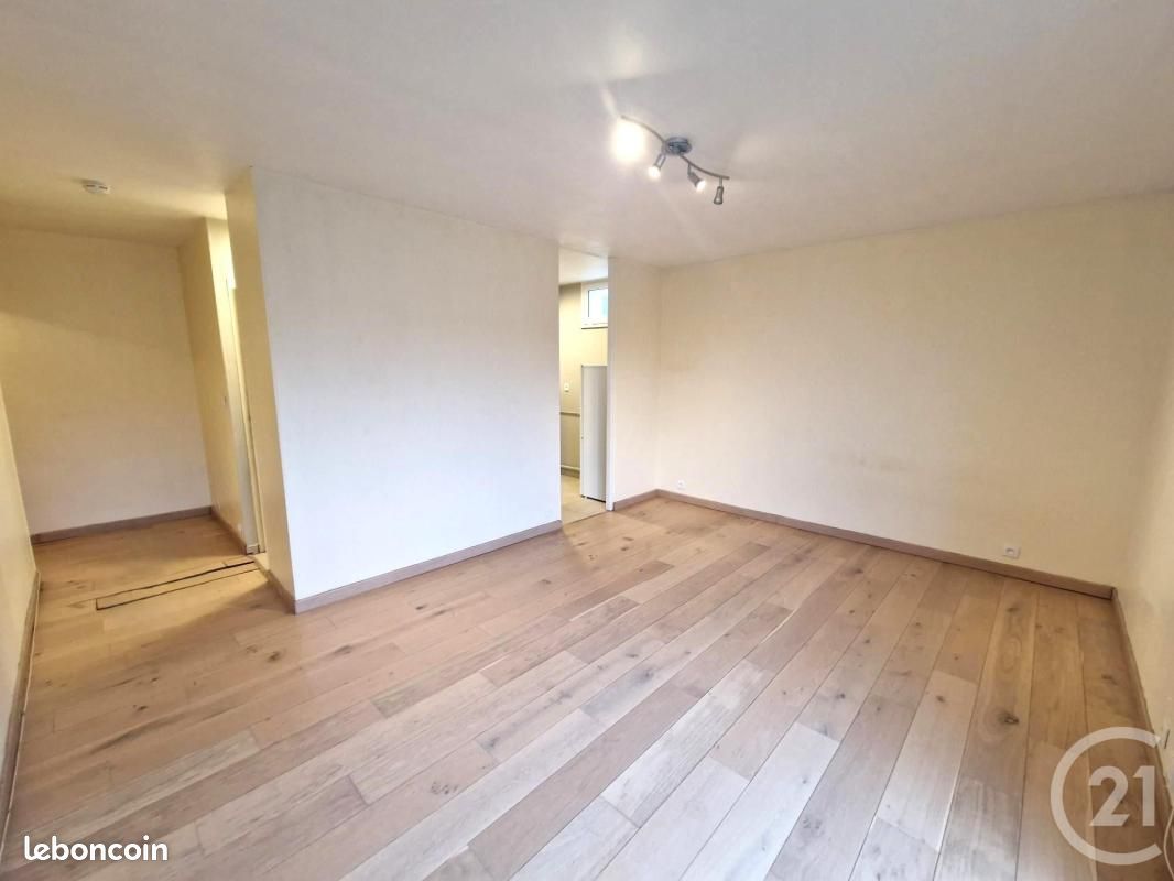 Appartement 1 pièce 31 m² · à Pont-Sainte-Maxence · 31 m² · 565 €/mois