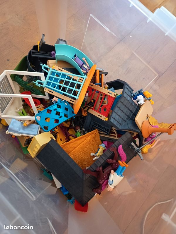 Lot playmobil (image 2)
