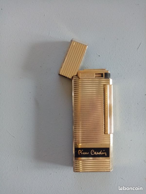 Briquet à Gaz Collector Pierre Cardin - Noir Et Doré - Avec Son écrin - Occasion Bon état
