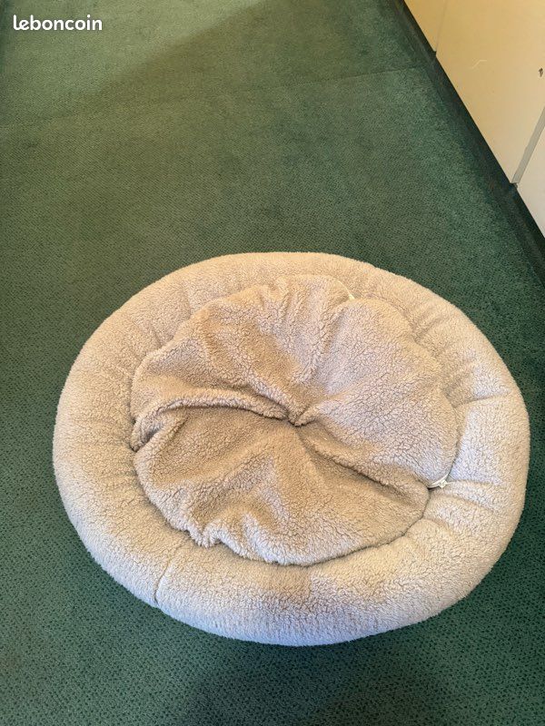 Panier pour chien (image 1)