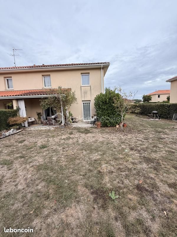 Maison 5 pièces 83 m² · à Vic-en-Bigorre · 83 m² · 172 000 €