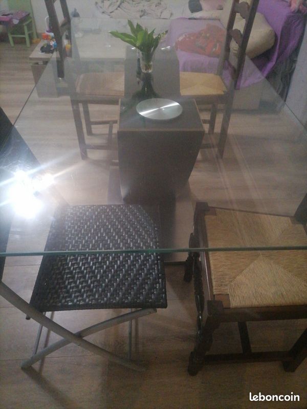 Grande table (image 1)