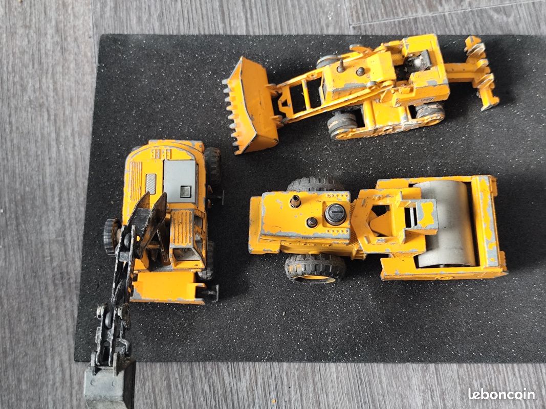 LOT DE VÉHICULES De Chantier Majorette/Matchbox EUR 3,00 - FR