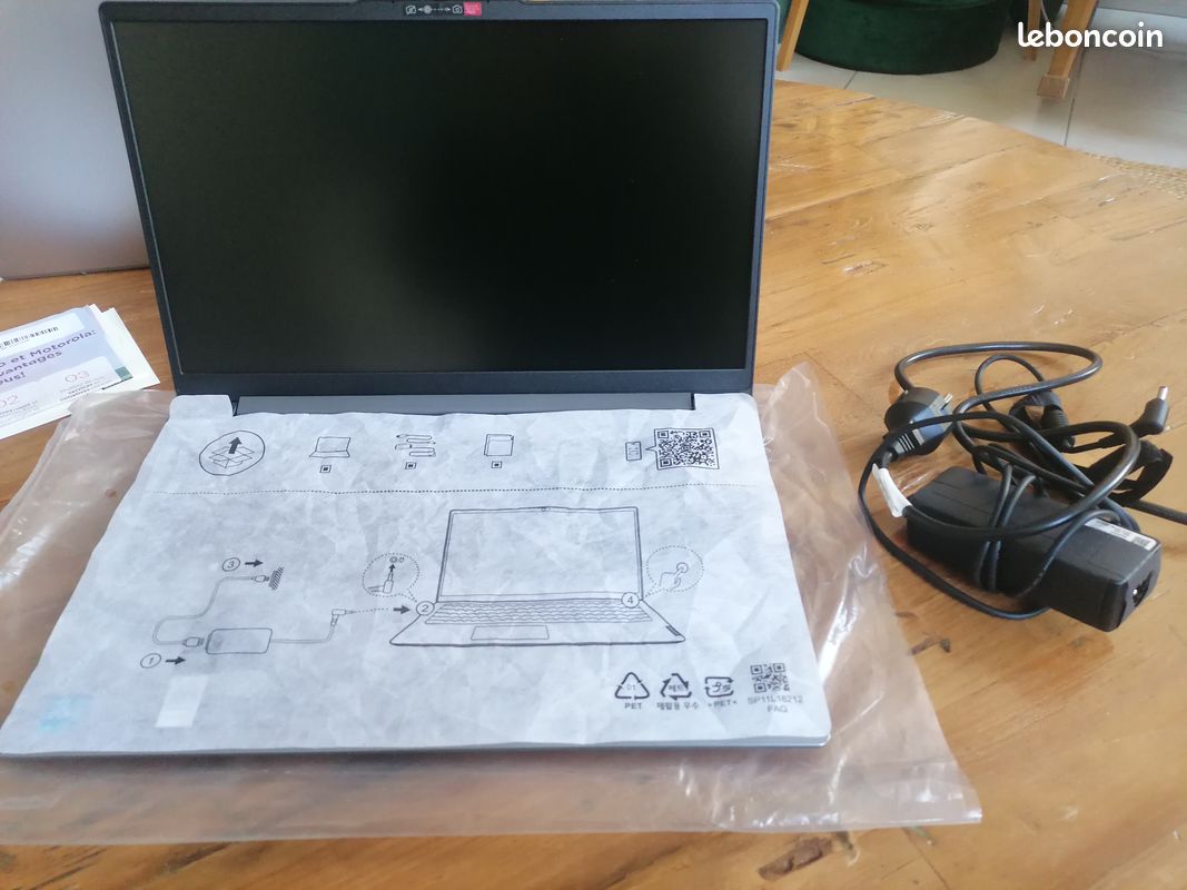 Ordinateur portable Lenovo 15,6” FHD – i3 / 8 Go / 512 Go SSD – NEUF (image 3)