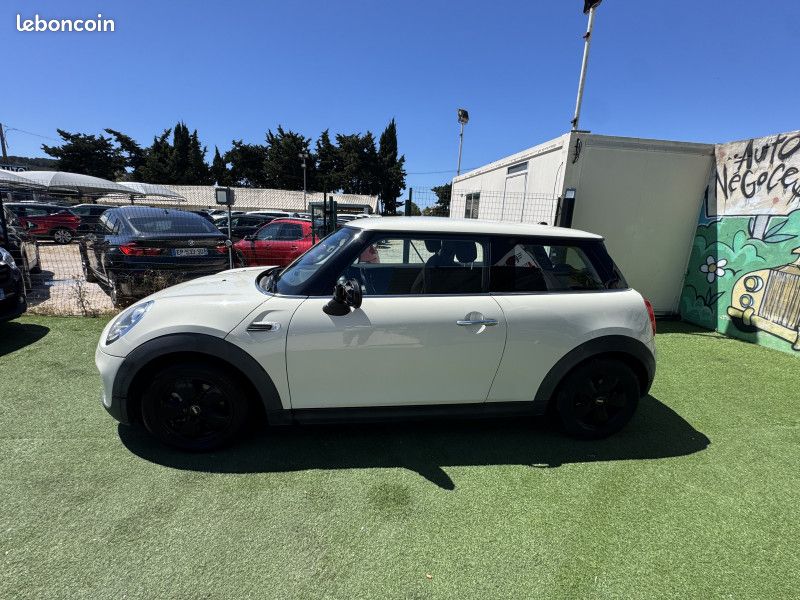 Mini MINI COOPER D 116CH (image 4)
