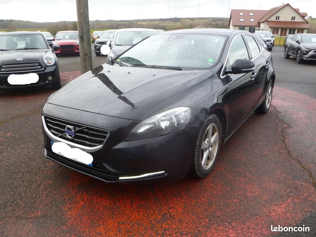 Volvo V40 1.6 D2 115CH MOMENTUM BUSINESS BV6 (image 1)