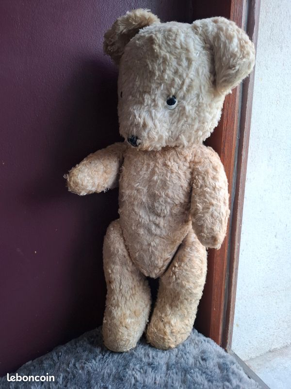OURS, NOUNOURS, EN peluche orange de 1970, jambes et bras