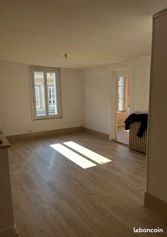 Appartement 2 pièces 48 m² · à Montoire-sur-le-Loir · 48 m² · 360 €/mois